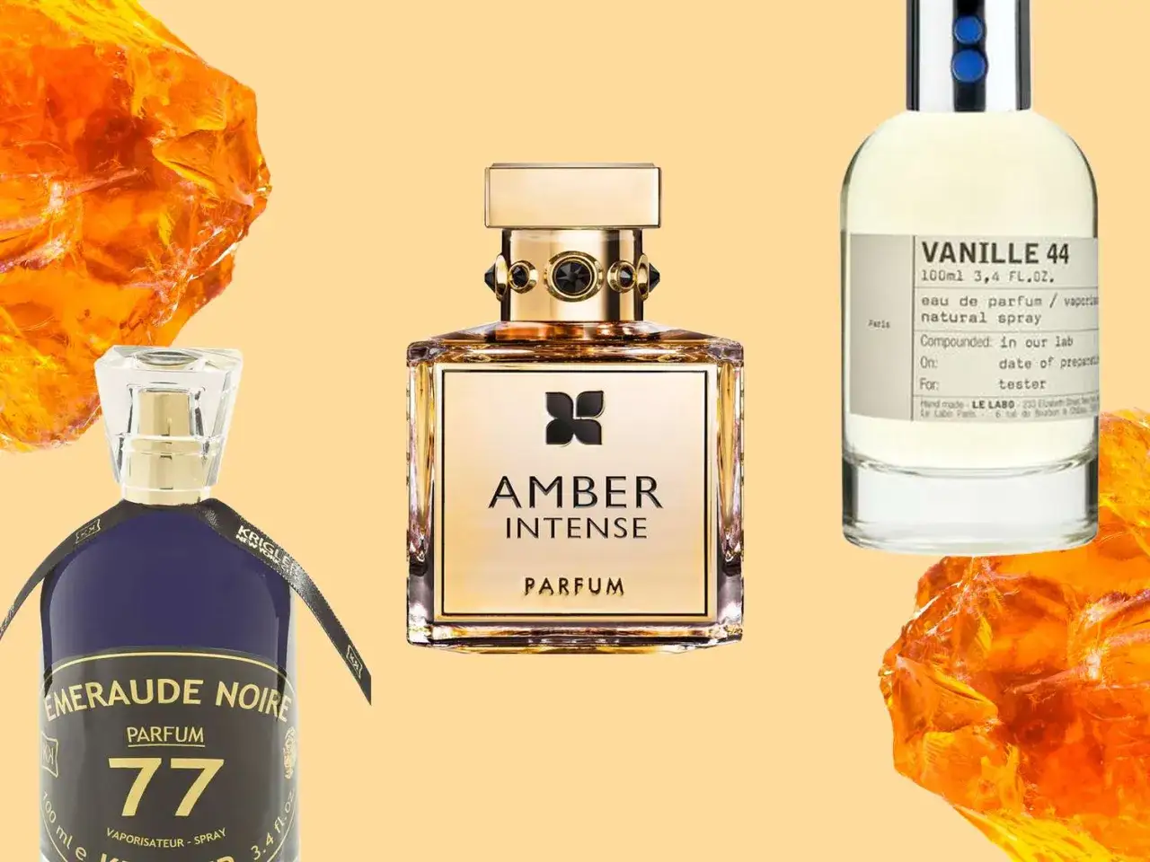 Trzy flakony perfum, w tym jeden z napisem 
